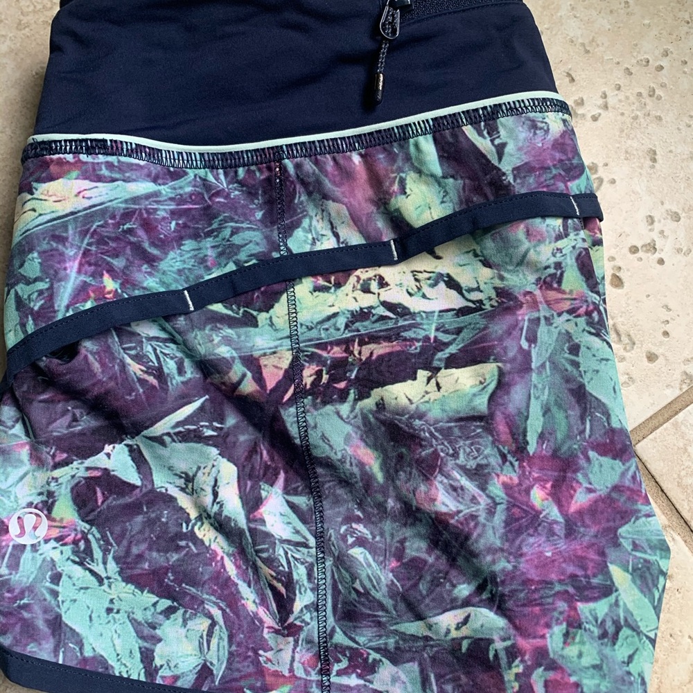 Lululemon Speeds
